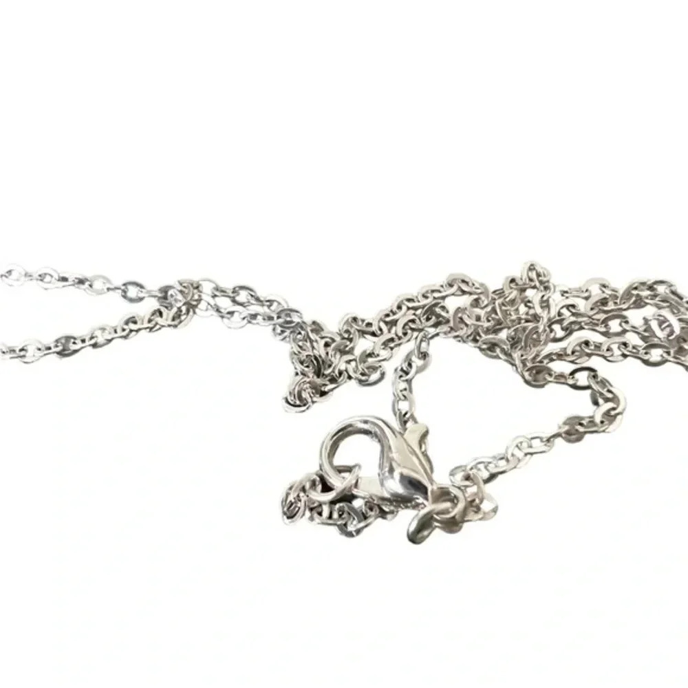 Handcrafted Red Rose Resin‎ Necklace With Silver Chain - Picture 2 of 7